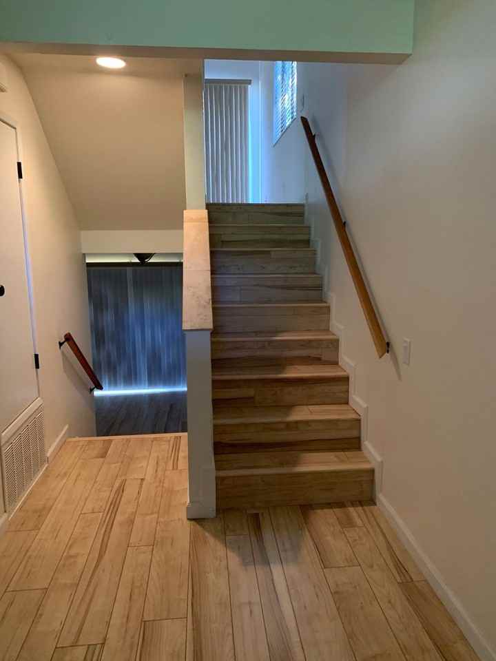 255 5th St #E - Photo 3 of 16