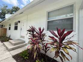 880 Se 12th St #2 - Photo 1 of 1