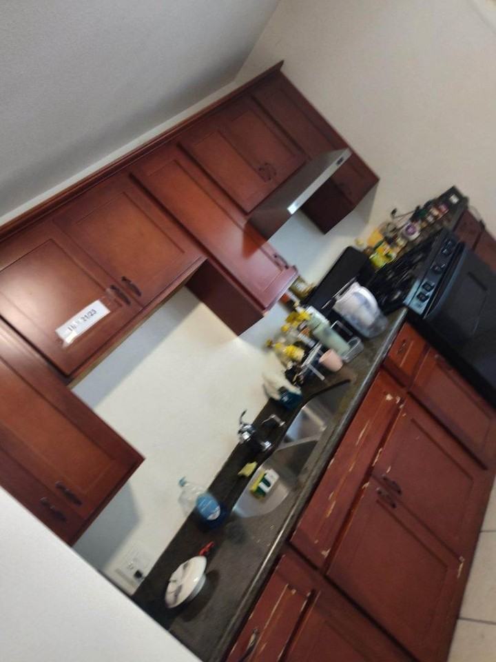 2438 Haste - Photo 2 of 18