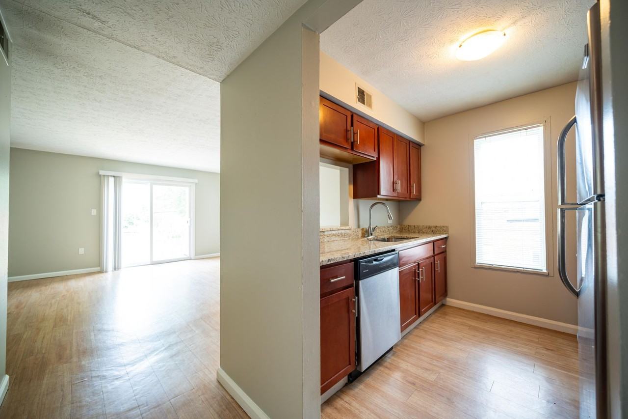 Grandview Passage - Photo 2 of 40