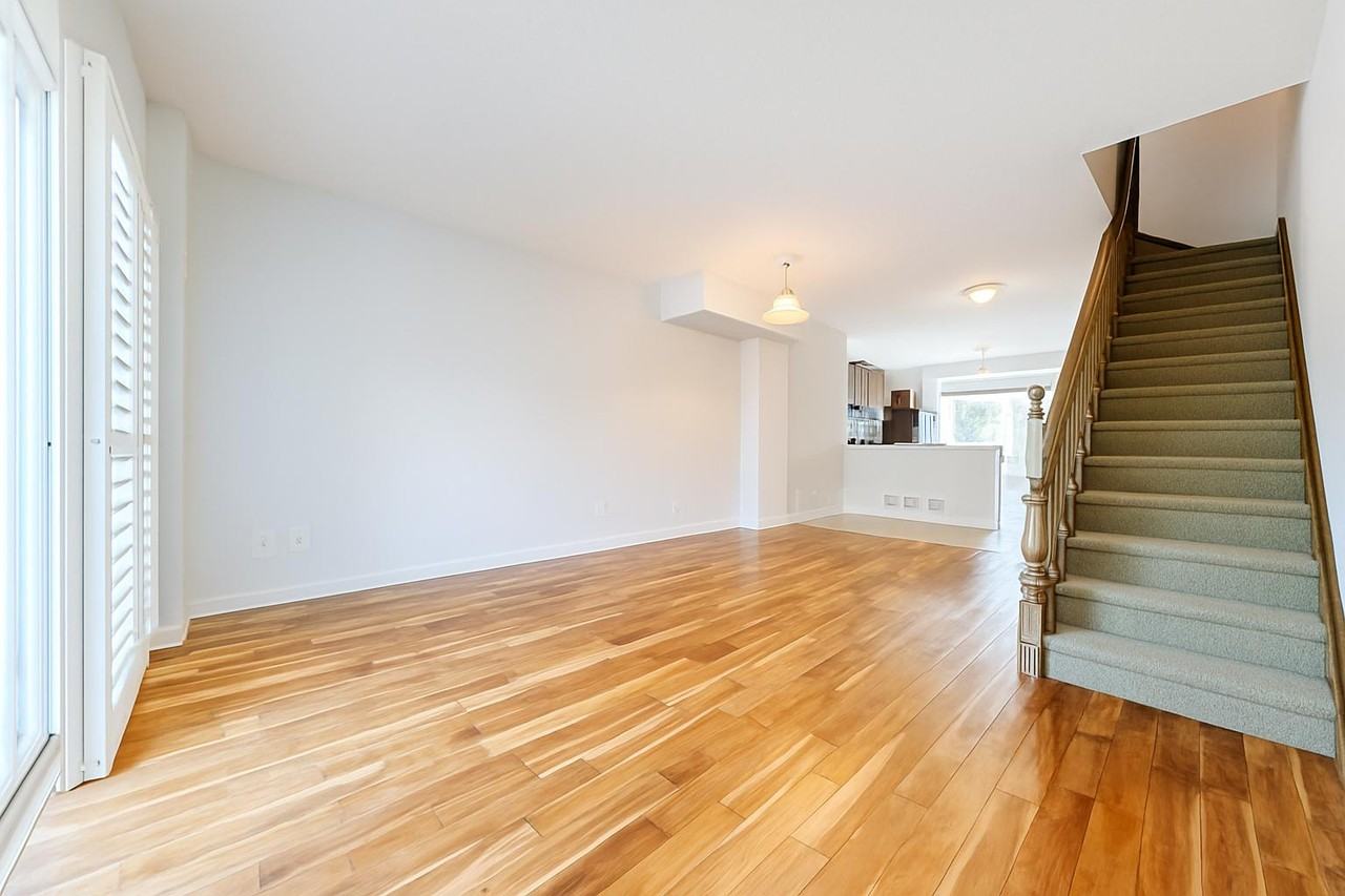 89 Willow Lane - Photo 4 of 17