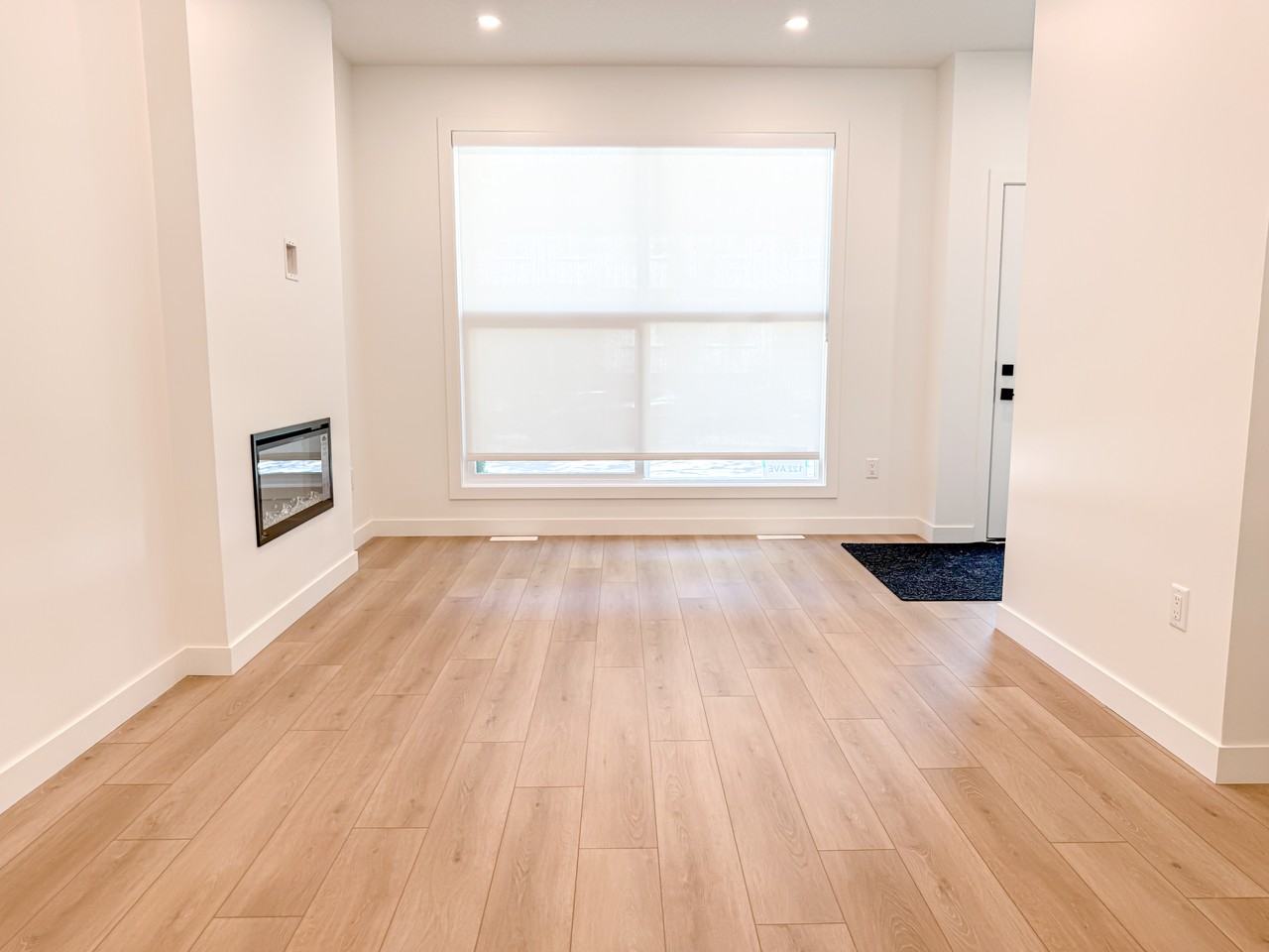 12407 122 Ave Nw - Photo 6 of 20
