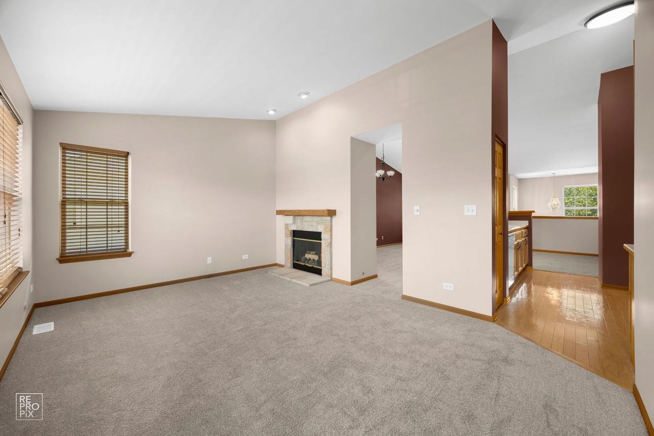 2532 Golf Ridge Cir - Photo 6 of 12