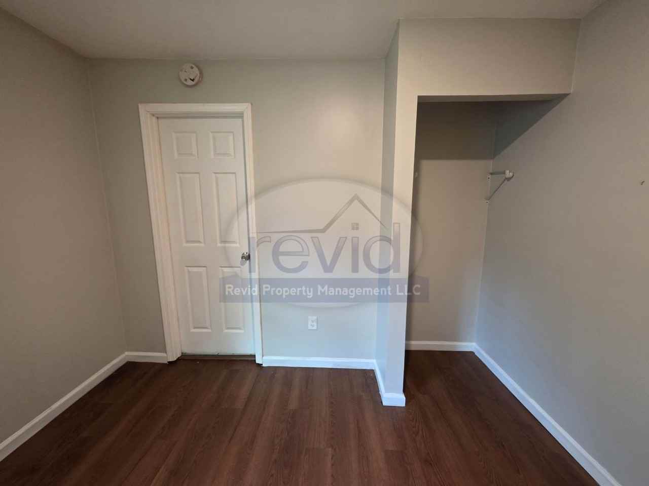 1303 E Trigg Ave #A - Photo 6 of 11