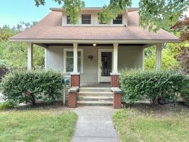 featured image of 217 Gardenia Ave