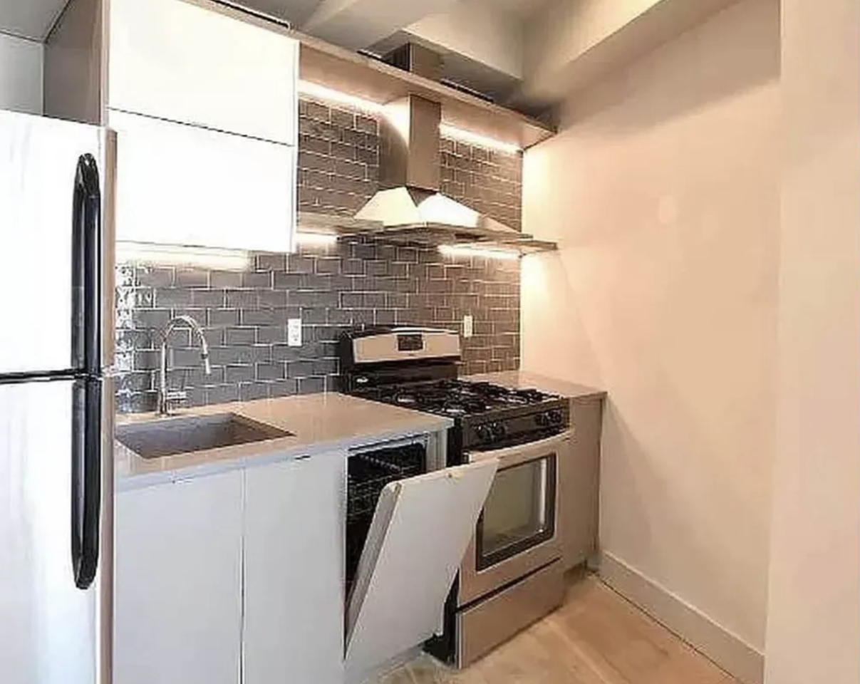 72 North Henry Street #4F - Photo 2 of 35