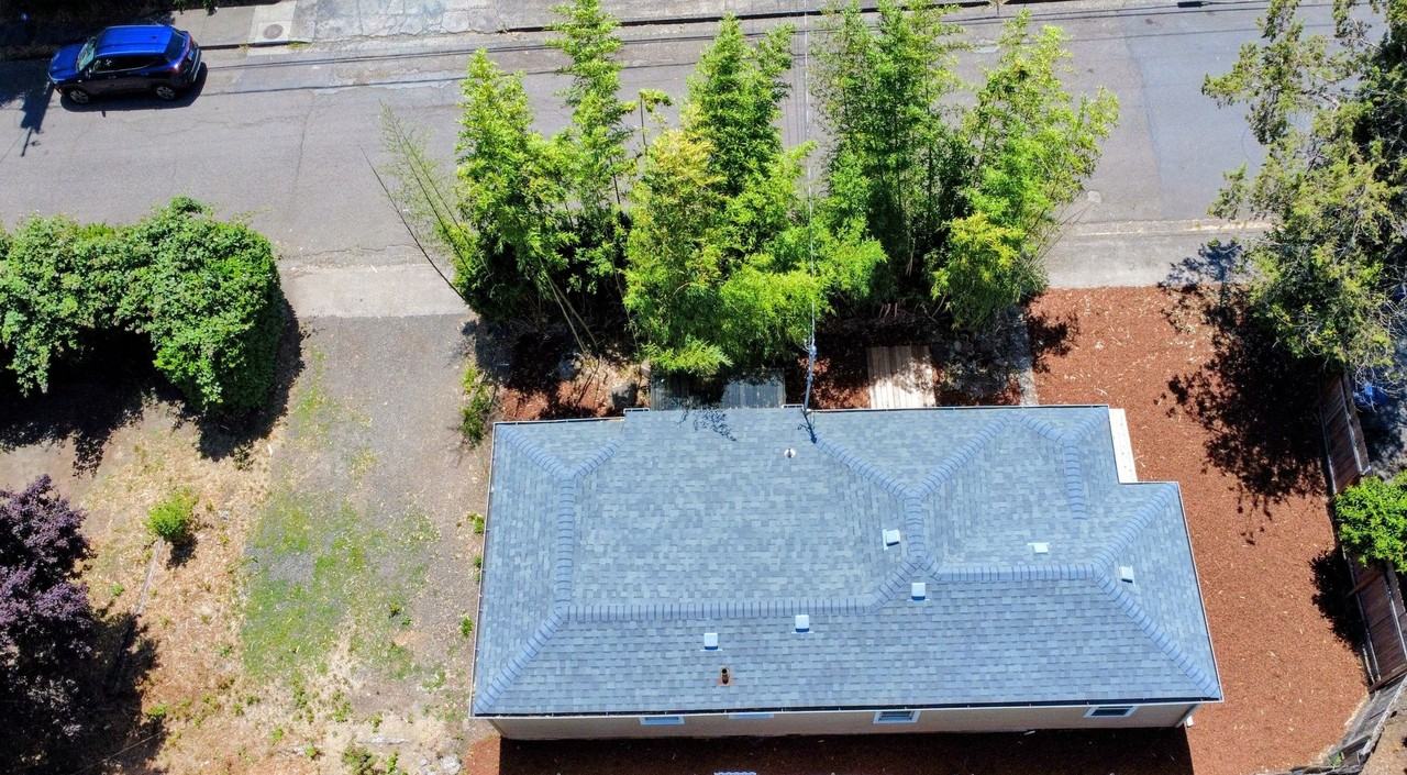25 E 32nd Ave - Photo 4 of 24