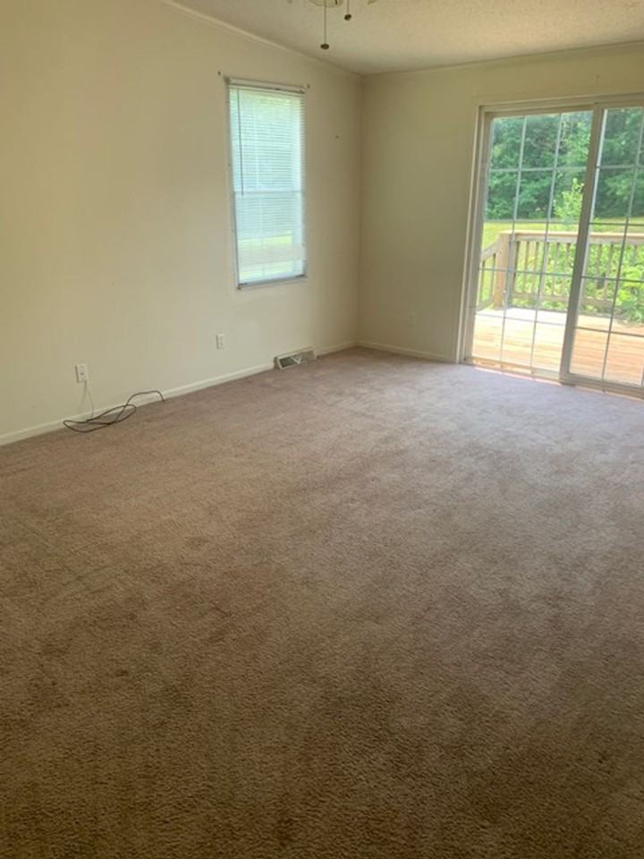 146 Indian Dr - Photo 3 of 9