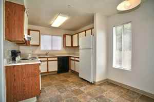 featured image of 1091 West Beta Street