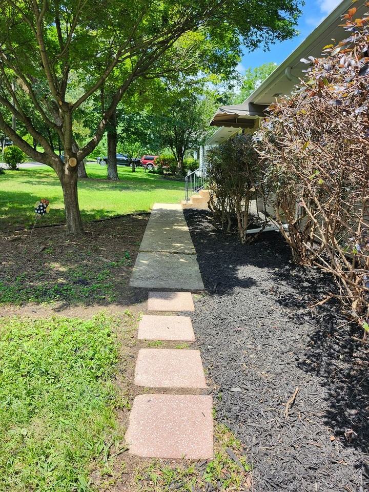 2804 Haywood Ave - Photo 2 of 23