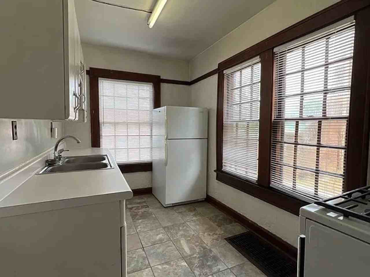 1503 S. Walnut - Photo 7 of 24