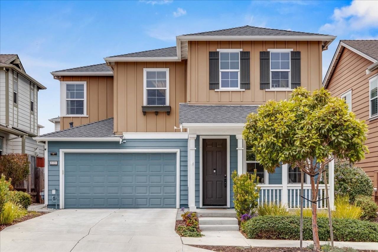 2721 Parkview Way - Photo 2 of 26