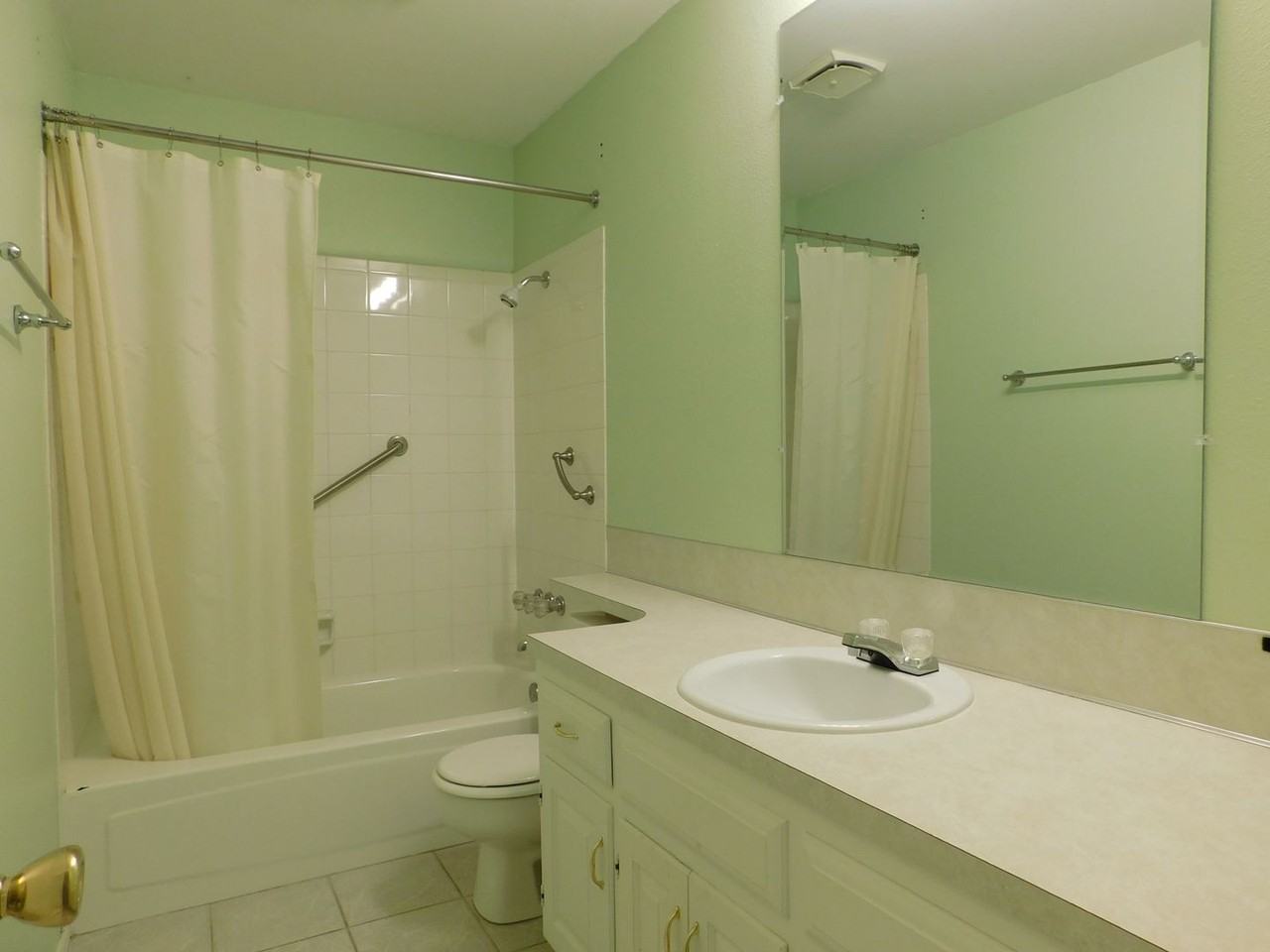 2300 Moody Rd - Photo 5 of 8