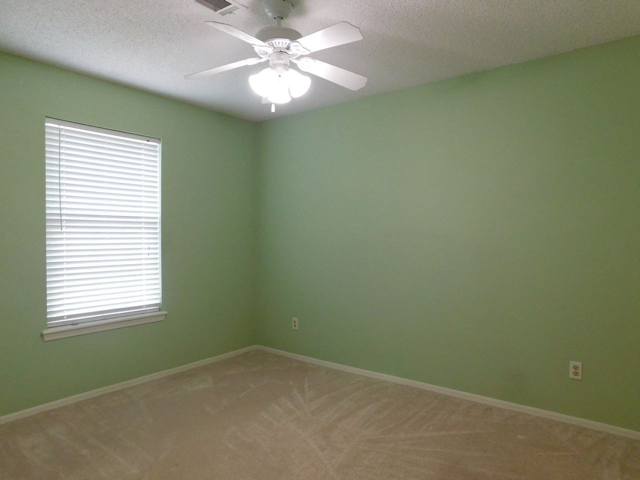 2300 Moody Rd - Photo 6 of 8