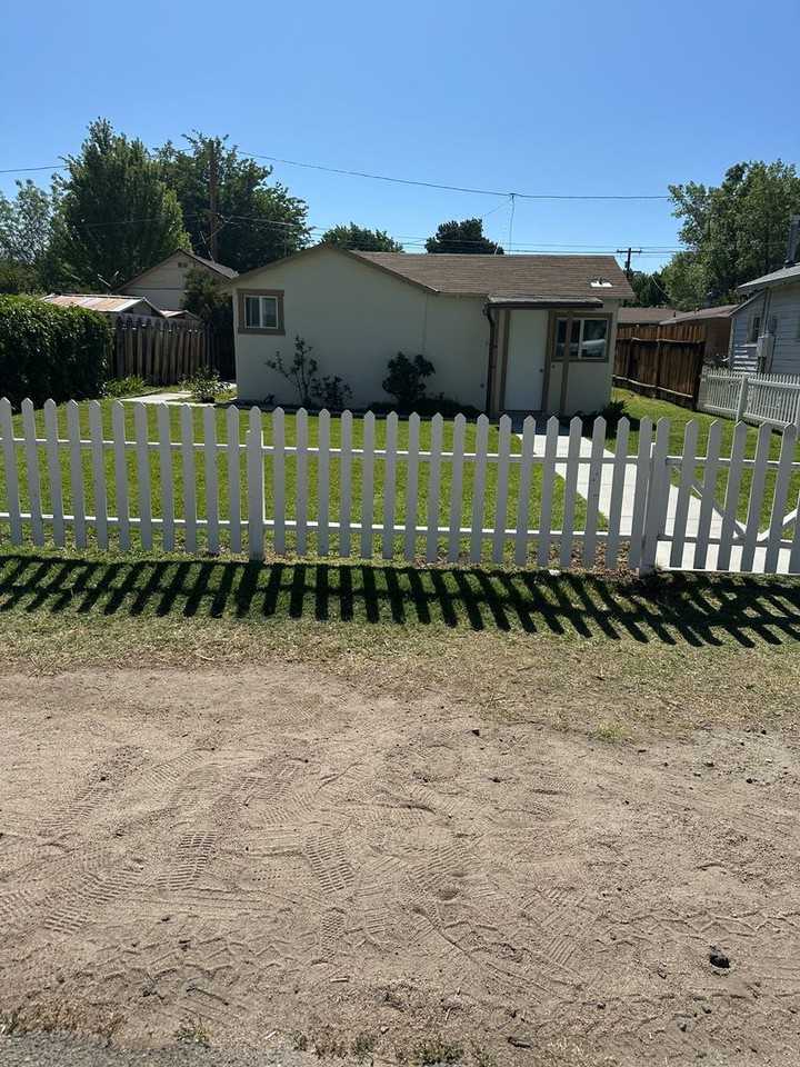 637 Schley St - Photo 2 of 22