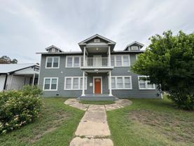 805 W Summit Ave #2 - Photo 1 of 1