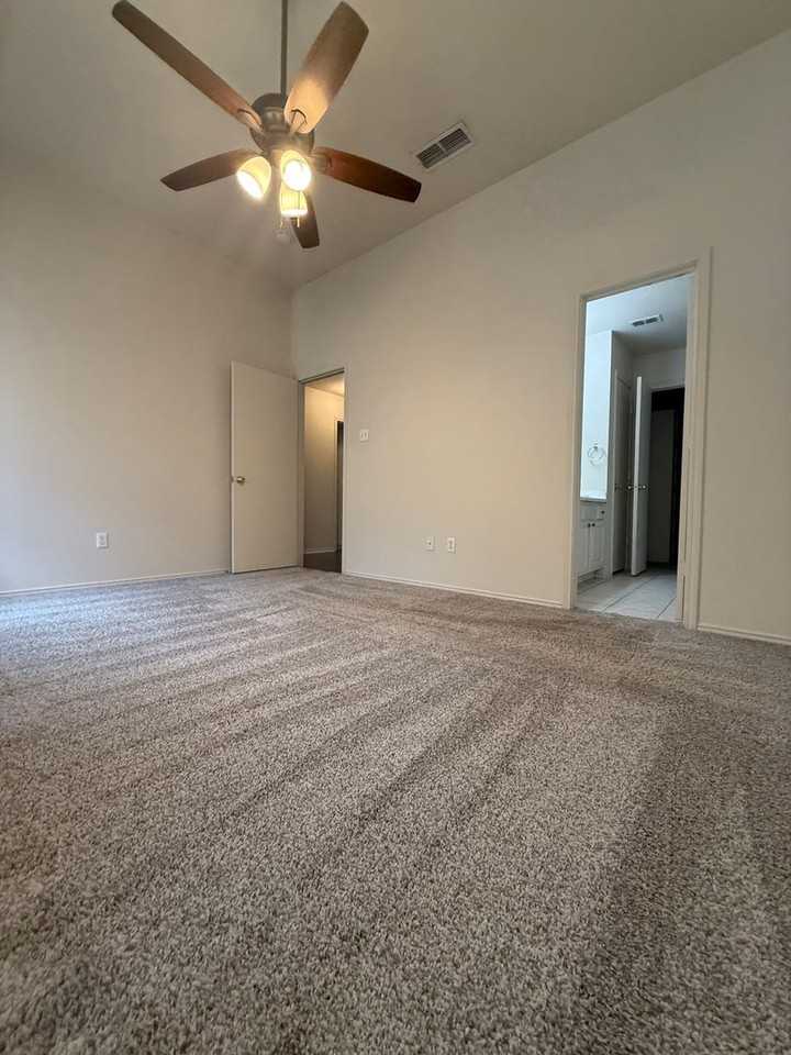 210 Rentz Place Cir - Photo 6 of 20