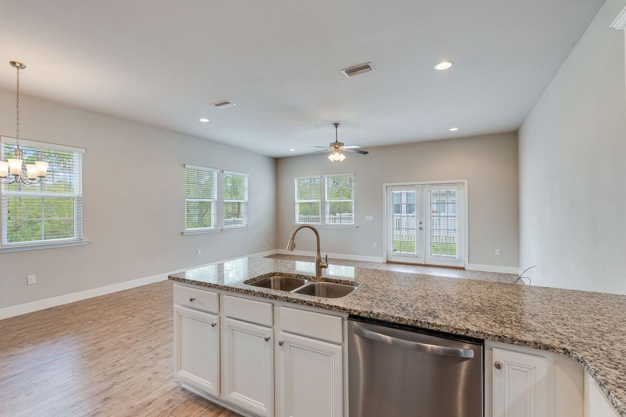 116 Fossil Falls Ln - Photo 6 of 36