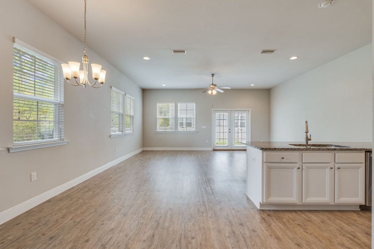 116 Fossil Falls Ln - Photo 7 of 36