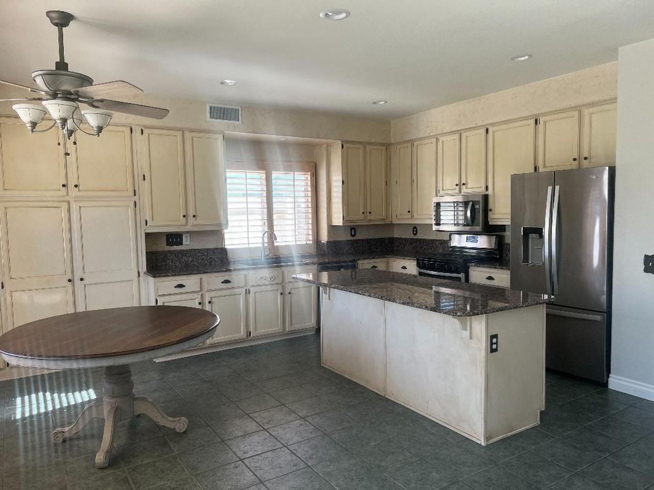 45362 Tesiben Ct - Photo 2 of 31