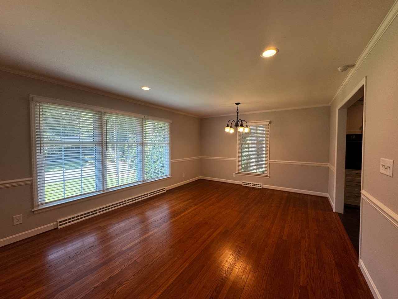 3109 Kinnamon Rd - Photo 5 of 19