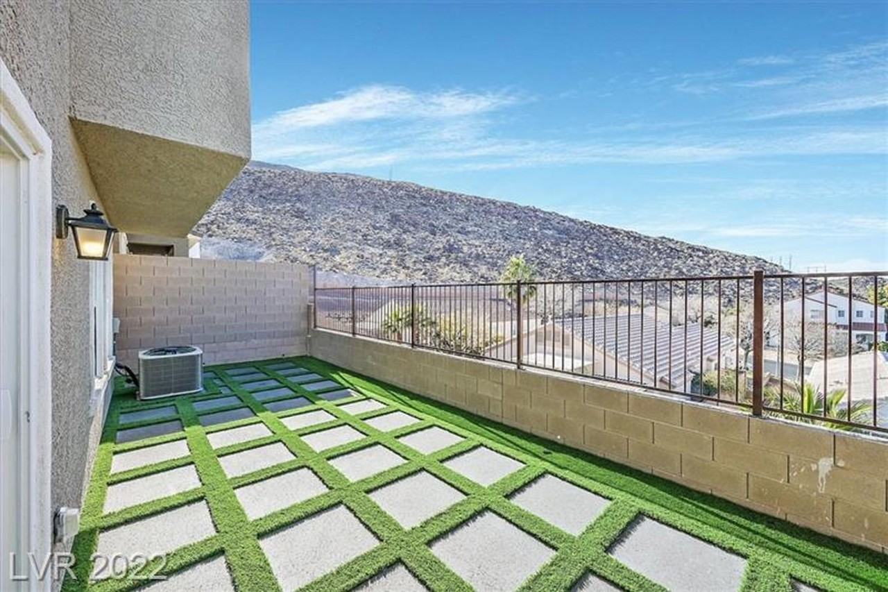 372 Rosefinch St - Photo 3 of 11