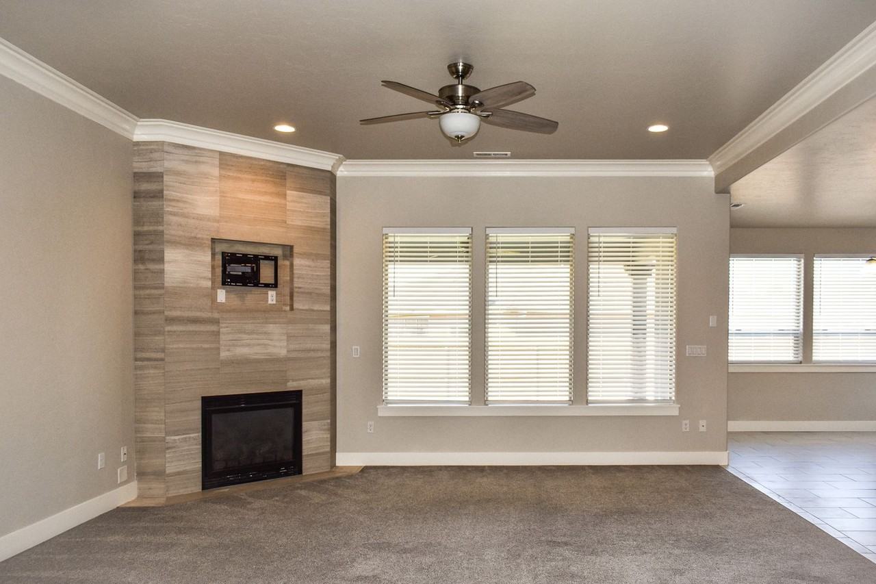 2369 Delle Celle Dr - Photo 3 of 18