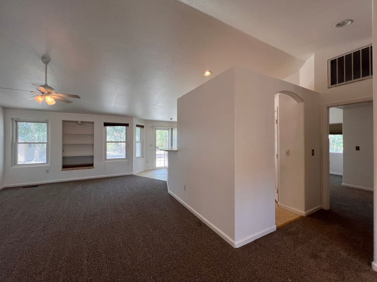 144 Shadow Mountain Dr - Photo 2 of 30
