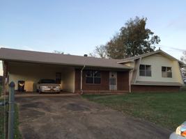 featured image of 1440 Taylors Chapel Rd