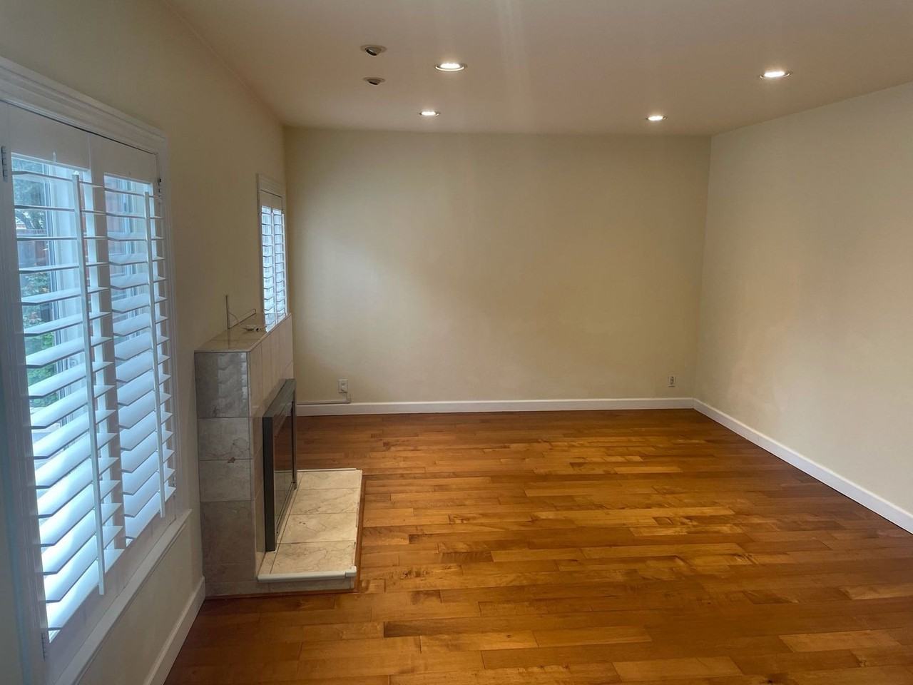 2671 Northwood Dr - Photo 2 of 13