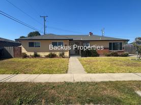 209 La Mesa Dr - Photo 1 of 1