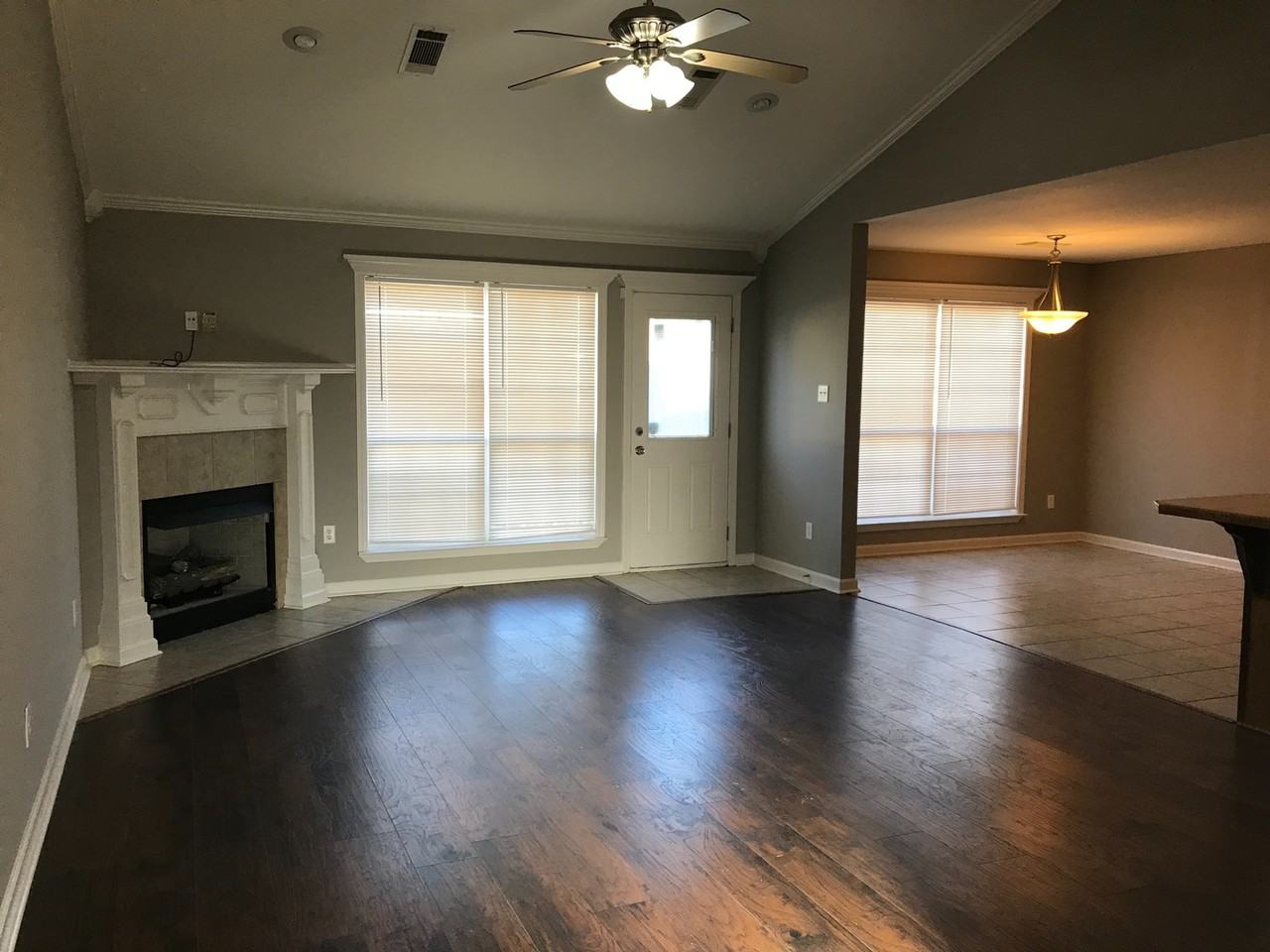 2114 Richland Park Dr - Photo 2 of 21
