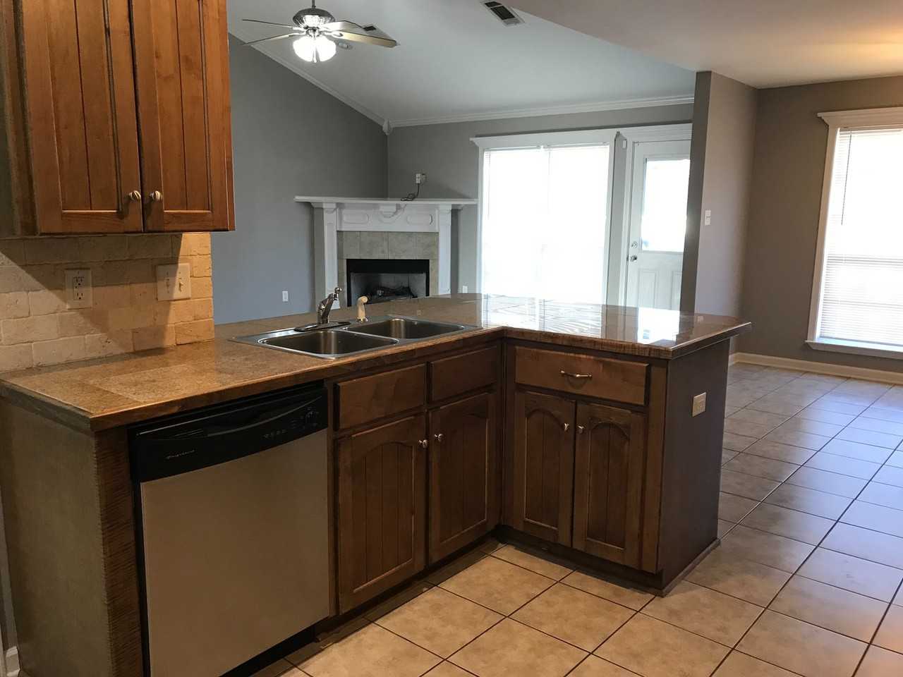 2114 Richland Park Dr - Photo 6 of 21