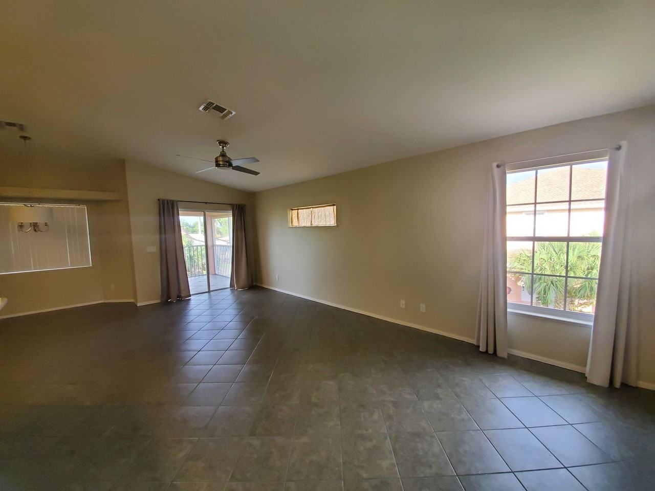 20004 20004 Lake Vista Circle - 20004 Lake Vista Circle #3 - Photo 5 of 12