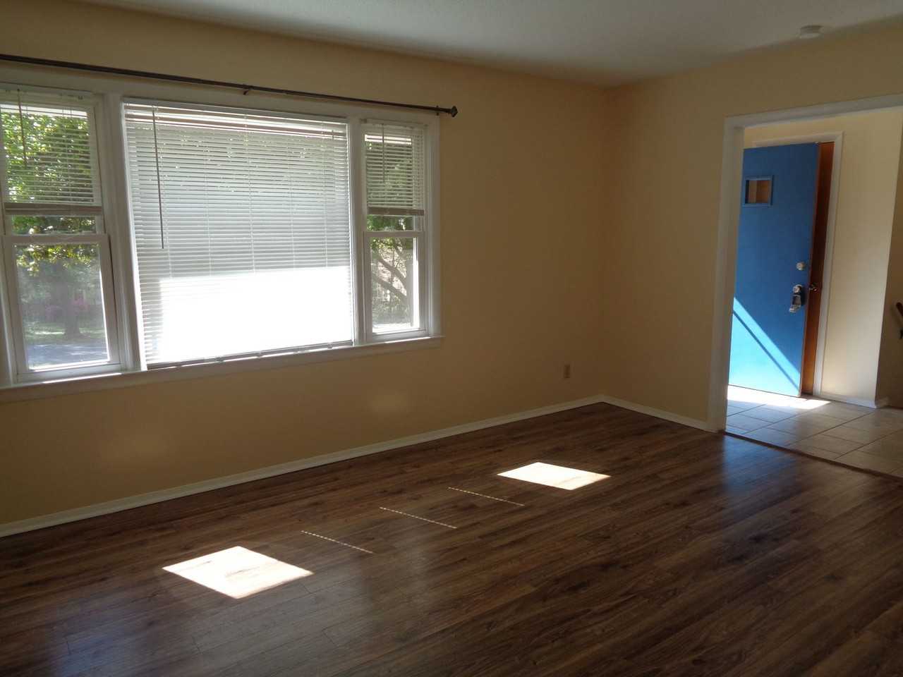 675 Alpine Rd - Photo 3 of 21