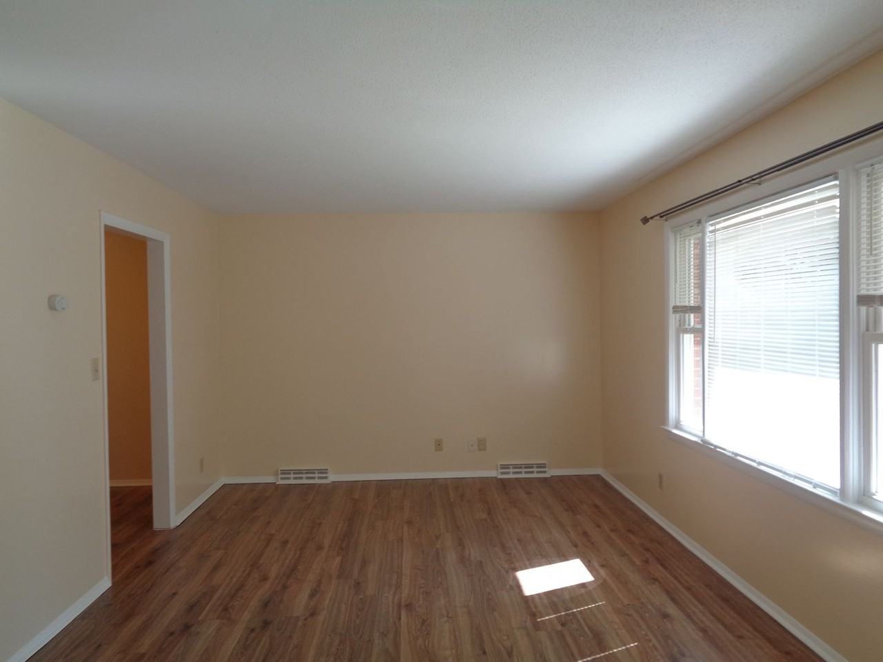 675 Alpine Rd - Photo 4 of 21