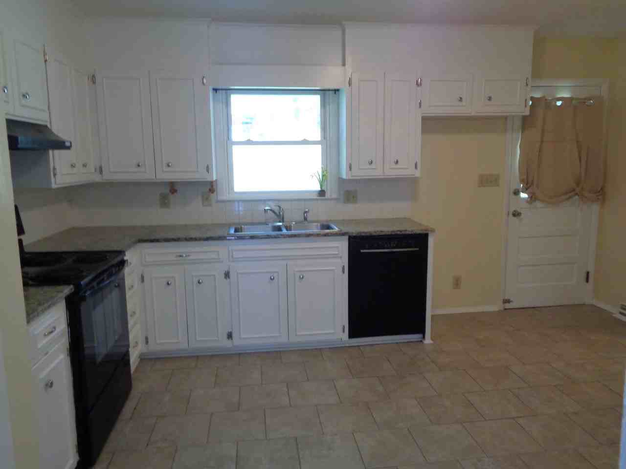 675 Alpine Rd - Photo 6 of 21