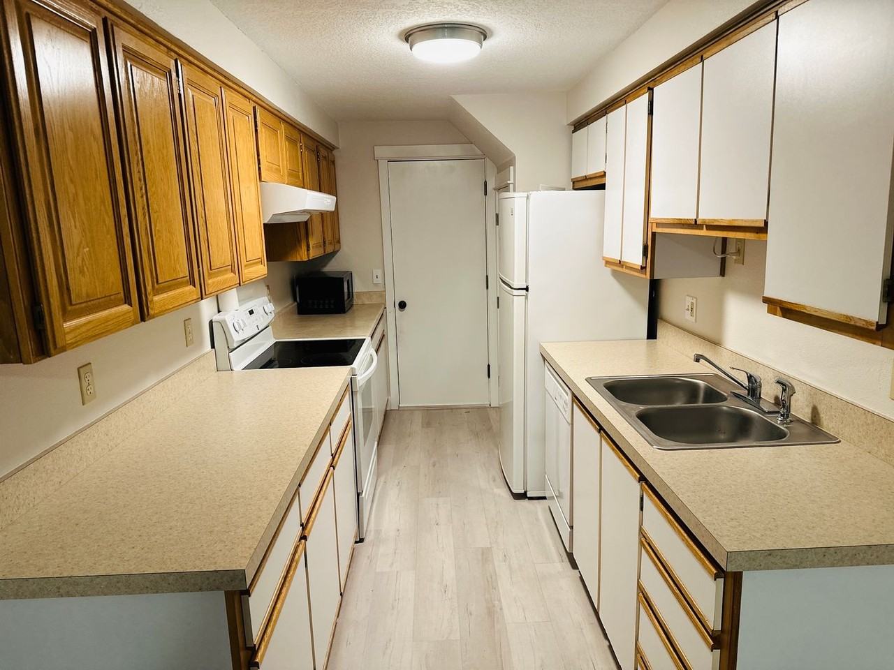 4111 Plomondon St - Photo 5 of 24