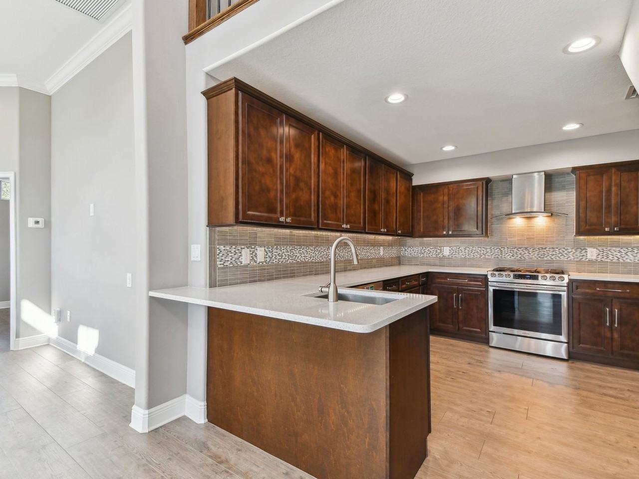 21000 Isola Bella Cir - Photo 4 of 16