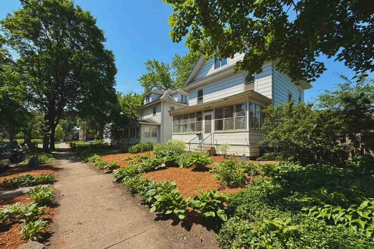 3140 Fremont Ave S - Photo 2 of 22