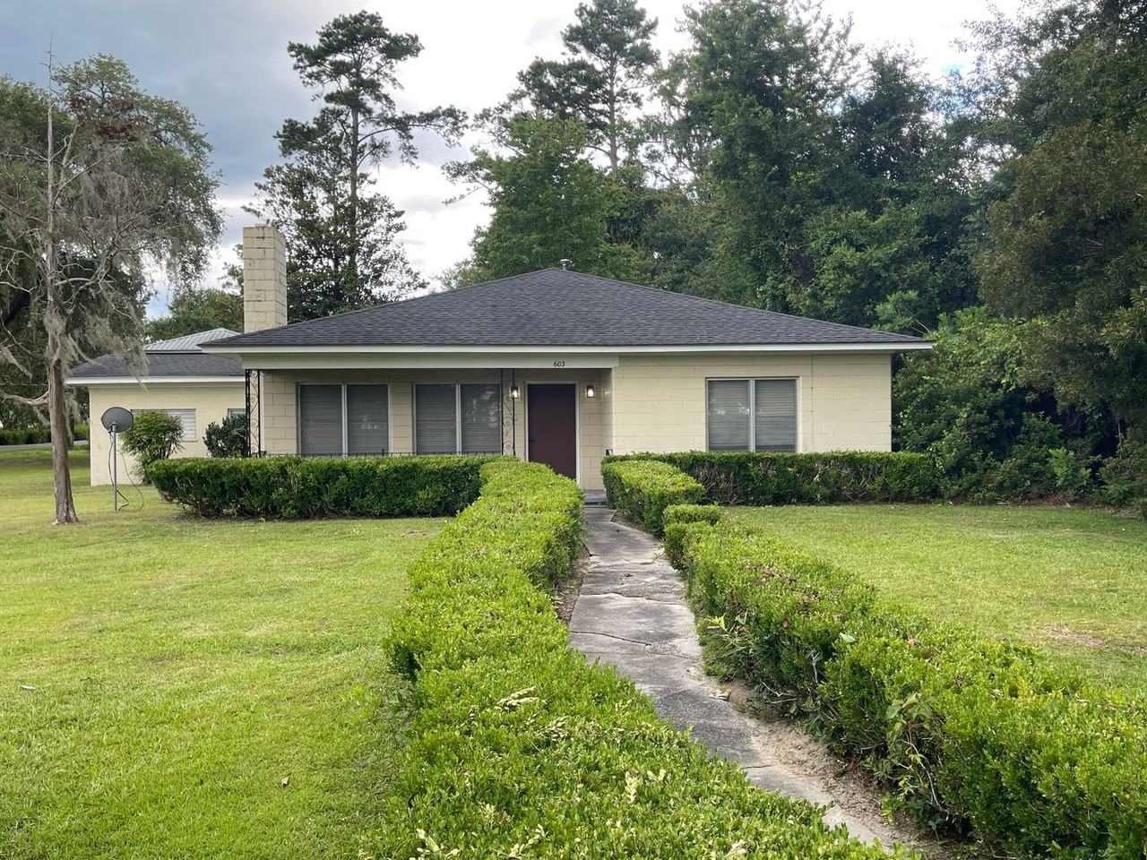 603 Church St - Photo 2 of 18