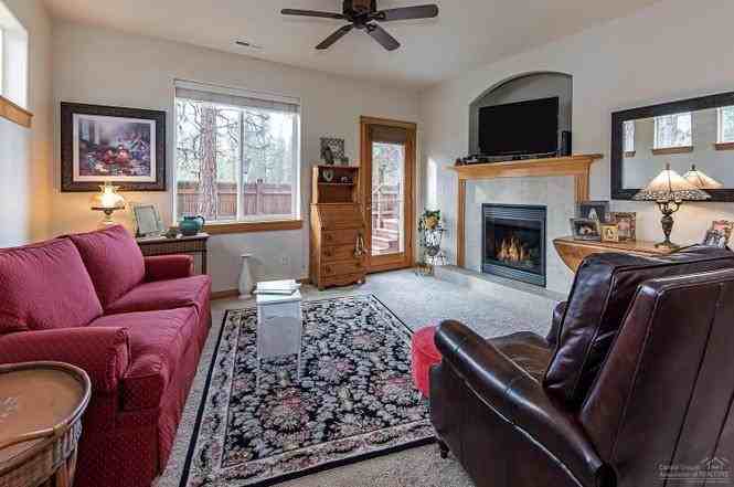 613 North Freemont Street - Photo 2 of 12