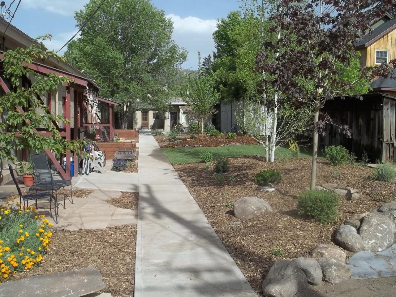 342 E 3rd St - Photo 2 of 3