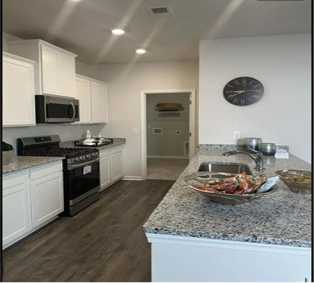 362 Highline Trl - Photo 7 of 21
