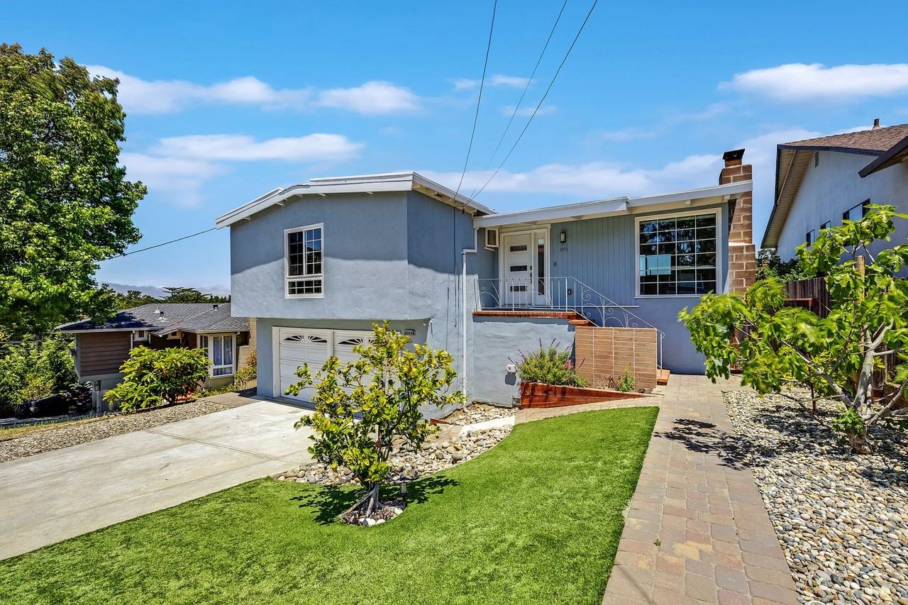 3151 Crestmoor Dr - Photo 2 of 33