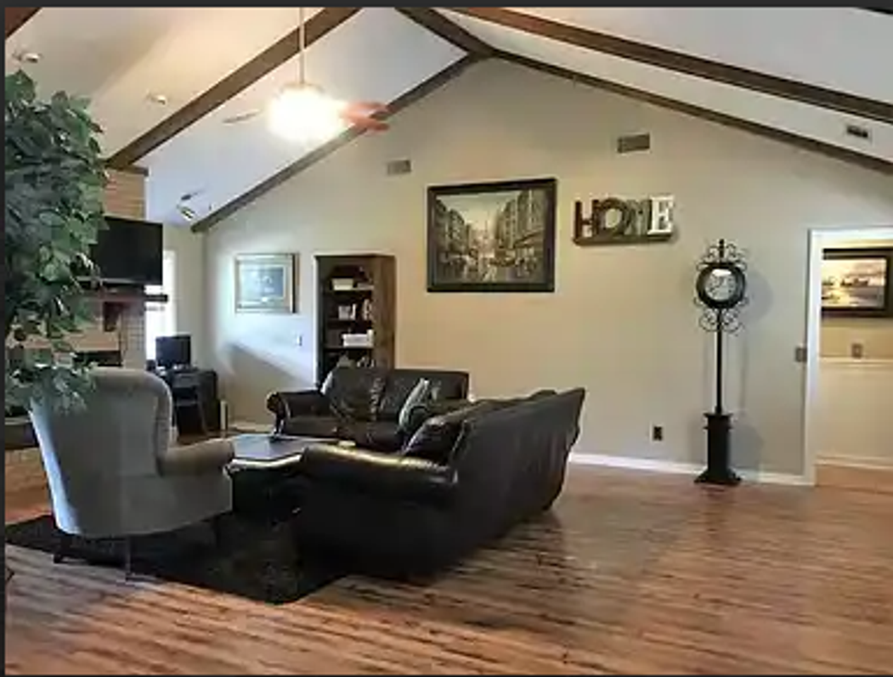 67 Carolina Dr - Photo 2 of 11