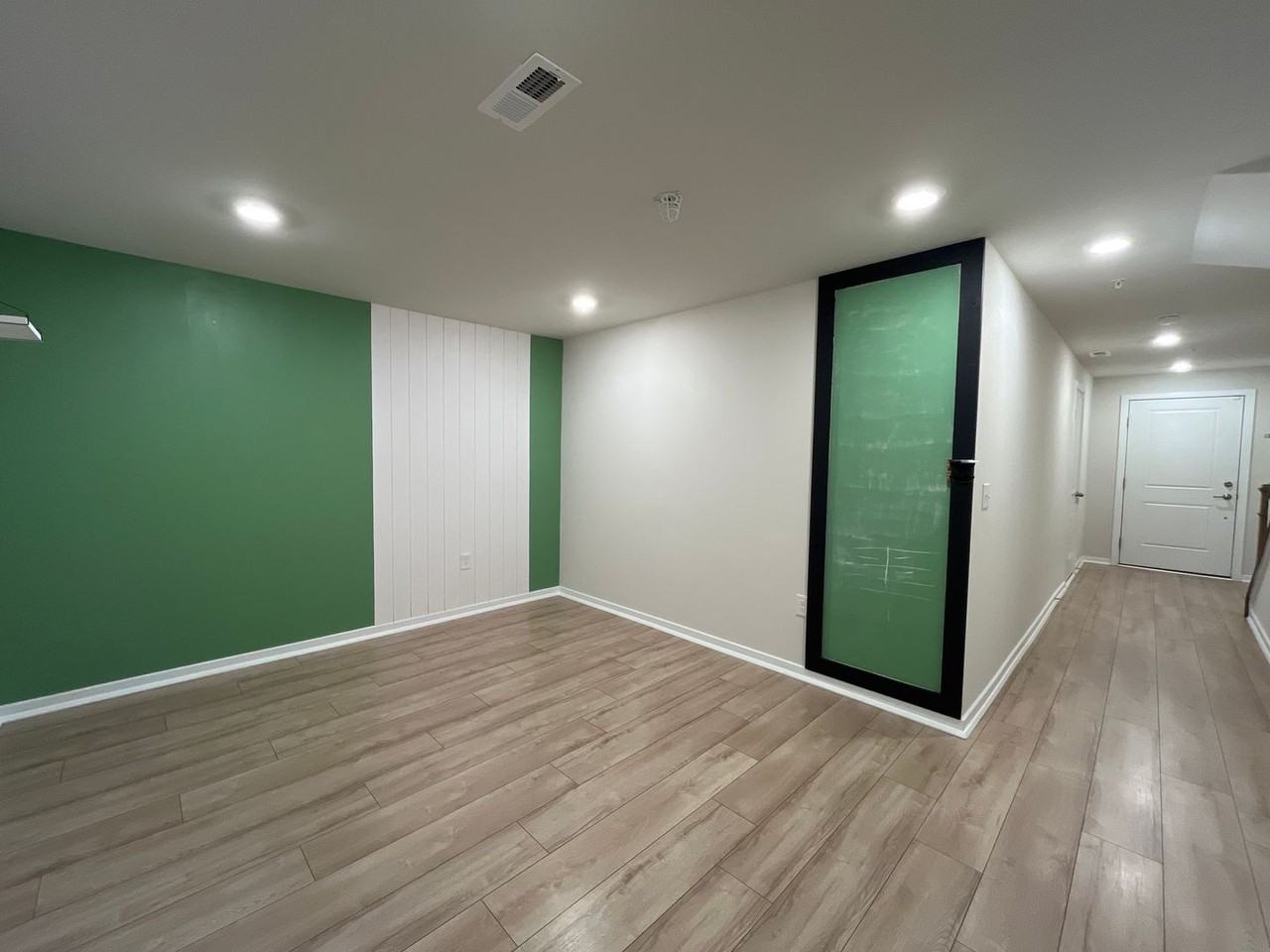 7527 Clayton Ave - Photo 2 of 15