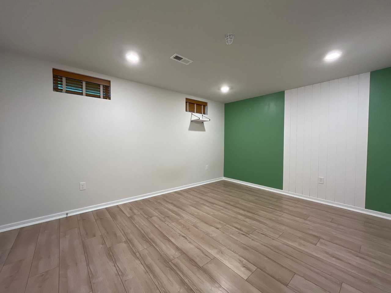 7527 Clayton Ave - Photo 3 of 15