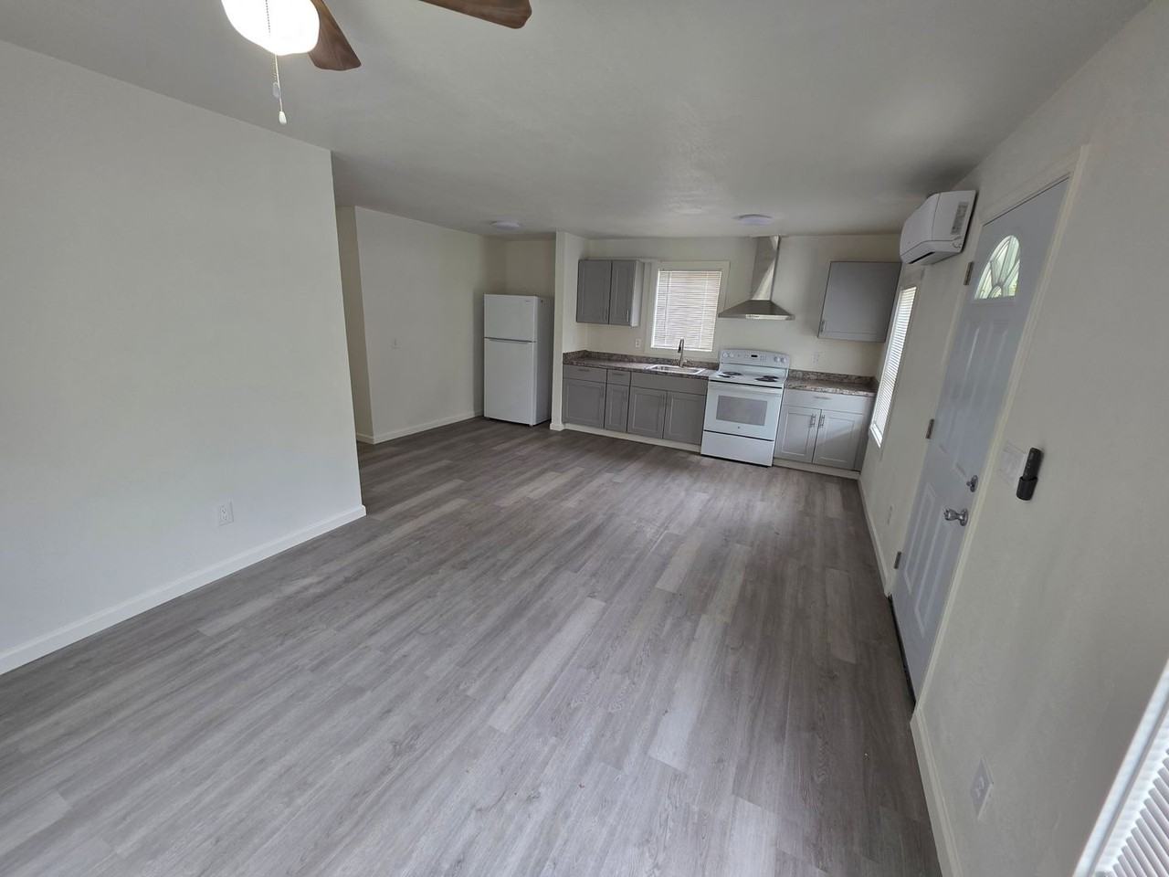 116 Olive St - Photo 2 of 11