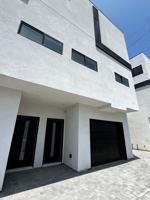 featured image of 4900 Lennox Blvd